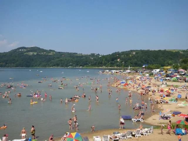 Plaża jezioro rożnowskie - najlepsze miejsca na relaks i zabawę